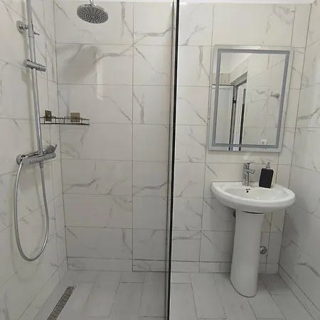 Apartment Kaful Qeparo