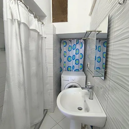 Kaful Apartment Qeparo