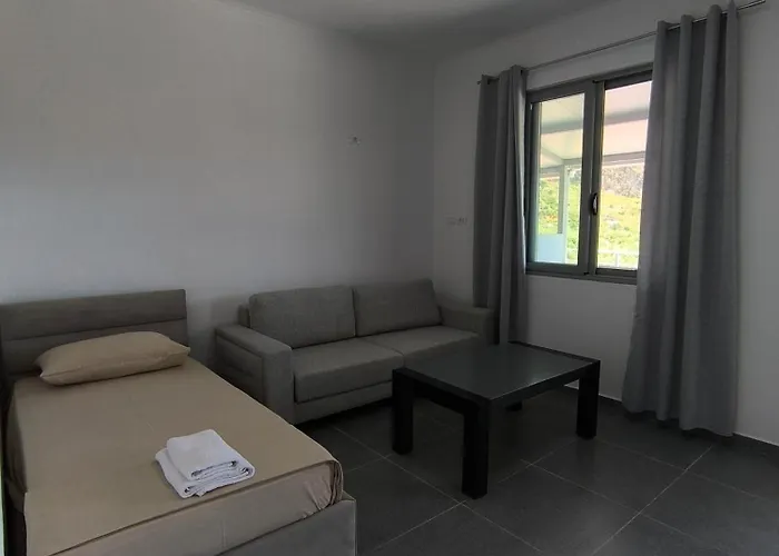Apartment Kaful Qeparo