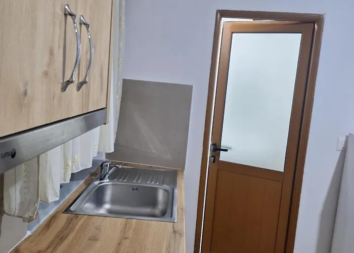 Kaful Apartment Qeparo